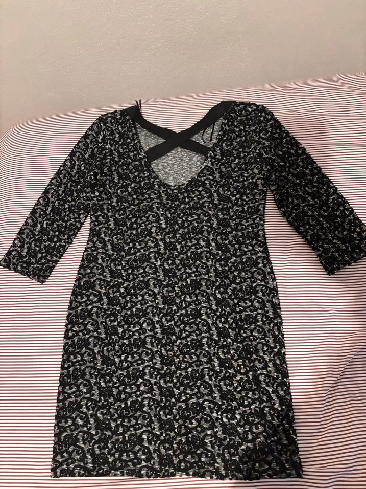 Dantel Detaylı elbise - Görsel 3