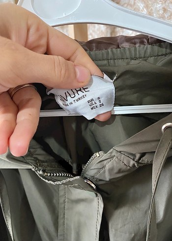 Kadın Haki Düğmeli Kapüşonlu Midi Ceket / Yağmurluk / Trenç - Görsel 4