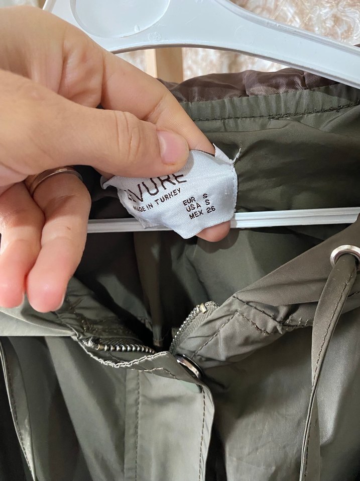 Kadın Haki Düğmeli Kapüşonlu Midi Ceket / Yağmurluk / Trenç - Görsel 4