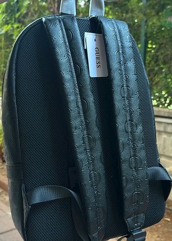 Guess Siyah Deri Kadın Sırt Çantası - Görsel 2