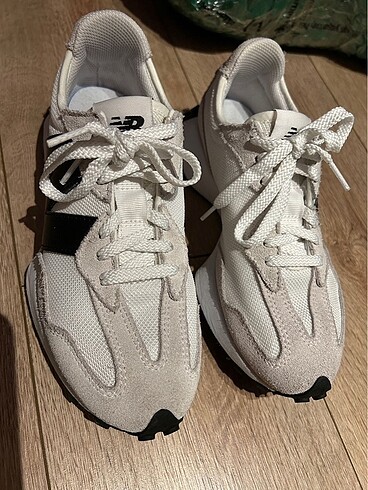 39,5 Beden New Balance 327