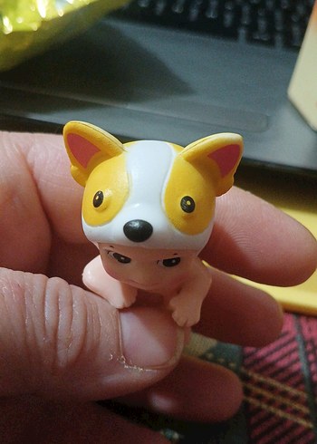 Bej Renkli Pastel Aksiyon Figürü - Görsel 4