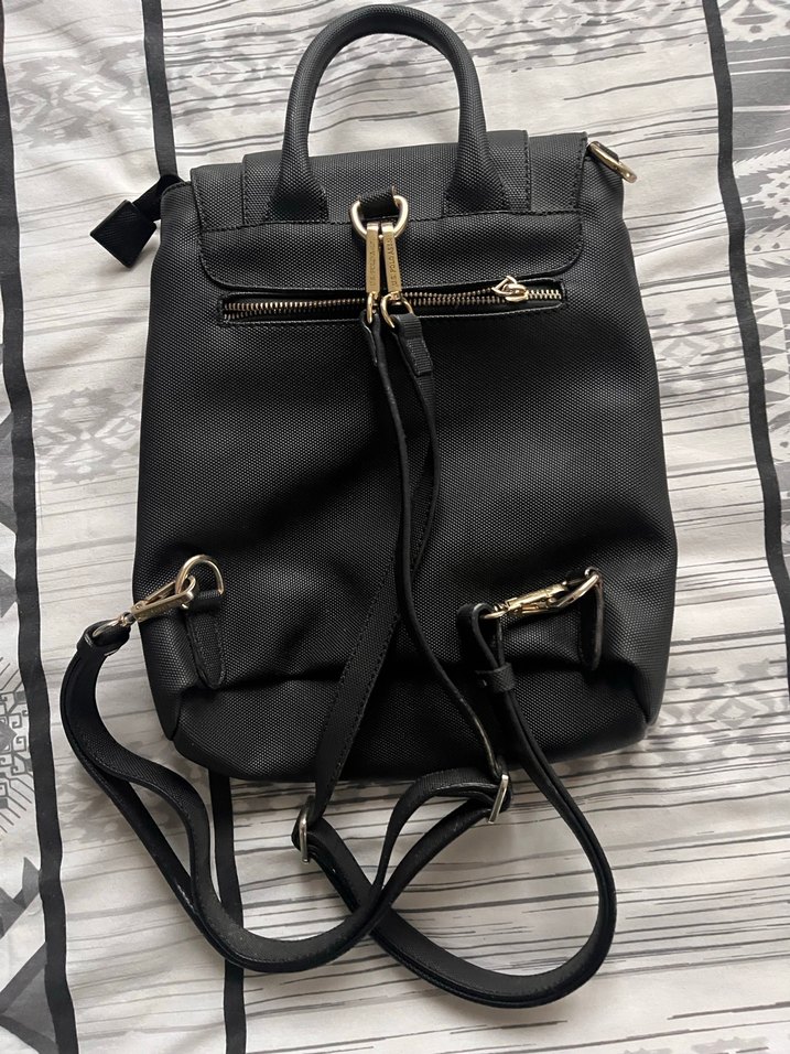 Kadın Siyah Deri Sırt Çantası - Görsel 2