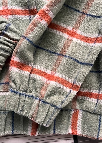 Ekose Desenli Gri Fermuarlı Kadın Ceket - Görsel 4