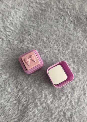 essence fabowlous highlighter
