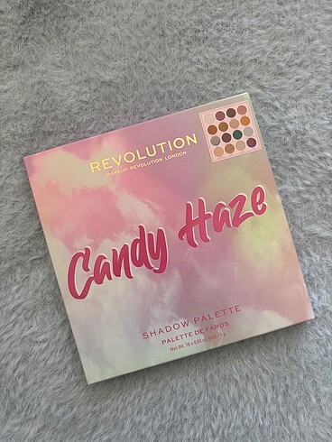 Revolution Candy Haze Far Paleti