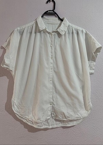 h&M M/L beden beyaz kısa kol gömlek