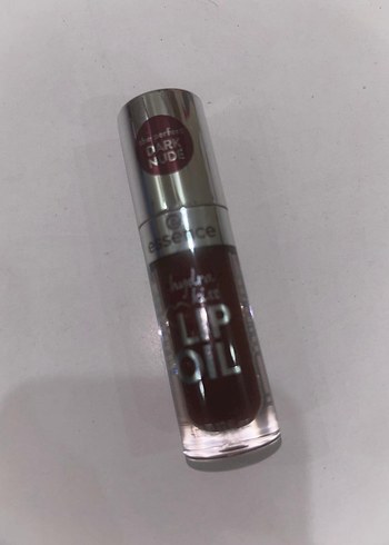 Essence Hdyra Kiss Dark Nude lip oil