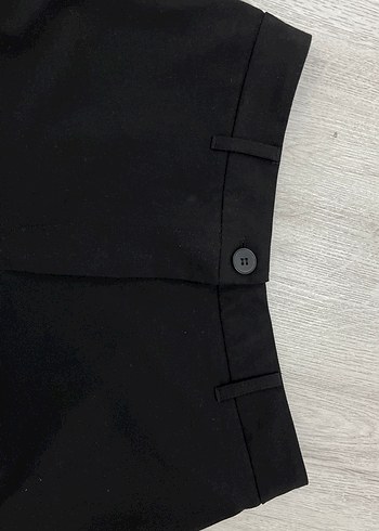 42 Beden Düğmeli Siyah Kadın Kumaş Pantolon