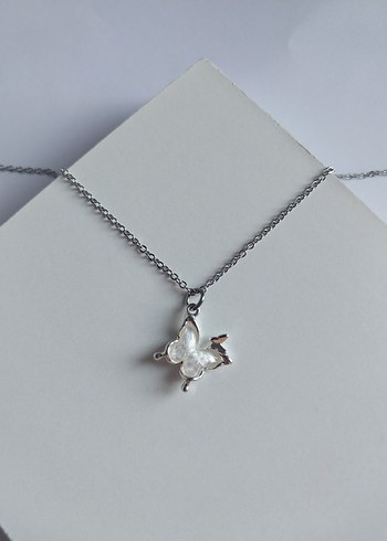 Beyaz Kelebek Kolye - Görsel 4
