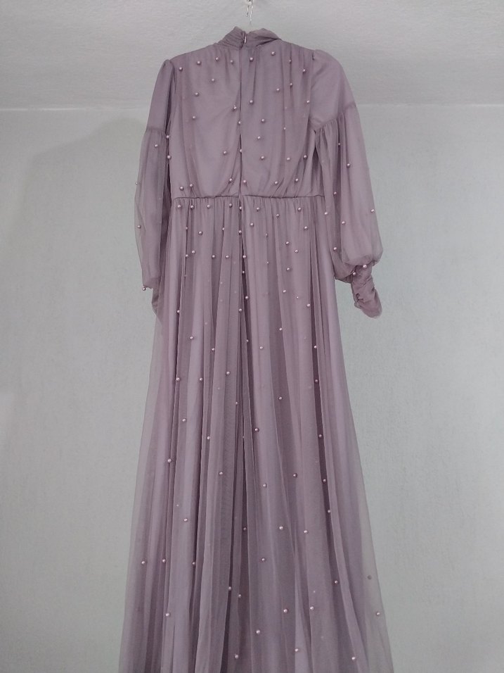 Mor İnci ve Tül Detaylı Uzun Abiye Elbise - Görsel 3