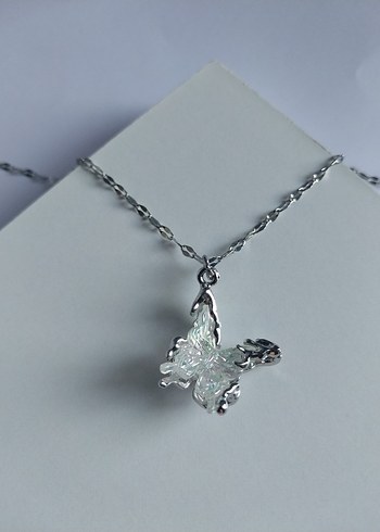 Beyaz Hologramlı Kelebek Kolye - Görsel 2