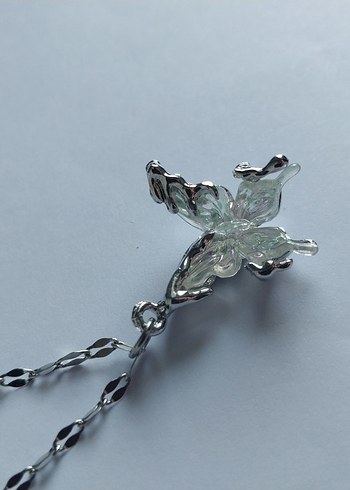 Beyaz Hologramlı Kelebek Kolye - Görsel 6