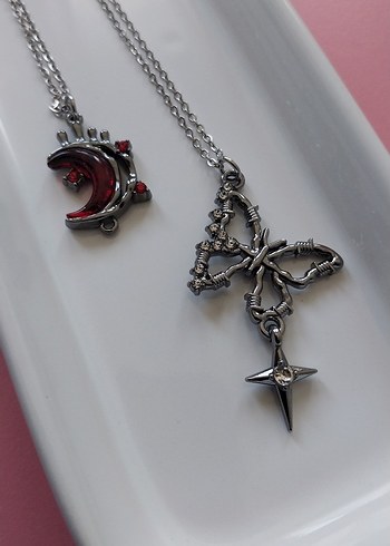 Siyah Yıldızlı Kelebek Kolye - Görsel 5