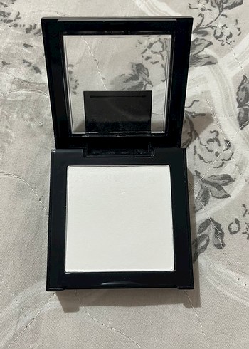 Maybelline New York Fit Me Matte+Poreless Pudra 90 Translucent - Görsel 2