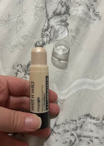 Wet n Wild Megaglo Aydınlatıcı Stick Hıghlıght - Görsel 3