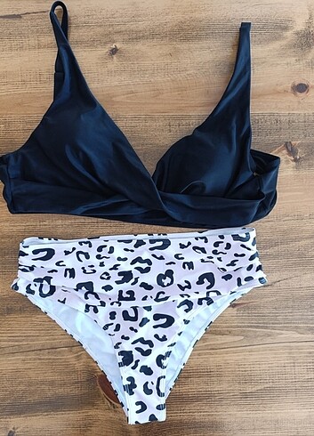 46 Beden siyah Renk 46 beden bikini