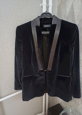 Network Kadın Siyah Süet Düğmeli Midi Blazer