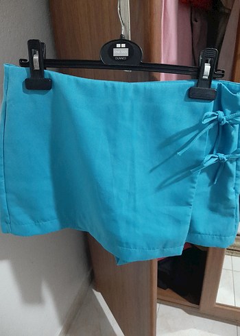Mavi Mini Şortulu , bağcık detaylı, Rahat Kesim etekk