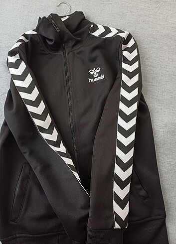 Hummel sweatshirt 