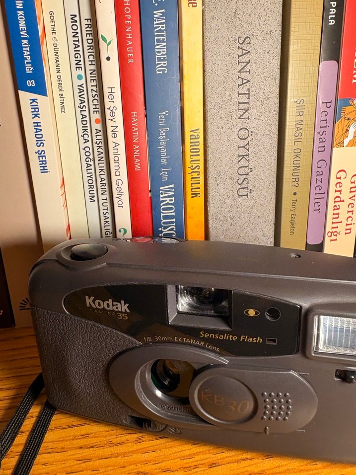 Kodak Siyah Filmli Fotoğraf Makinesi - Görsel 3
