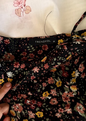 Çiçek Desenli Fırfırlı Bohem Midi Elbise - Görsel 4