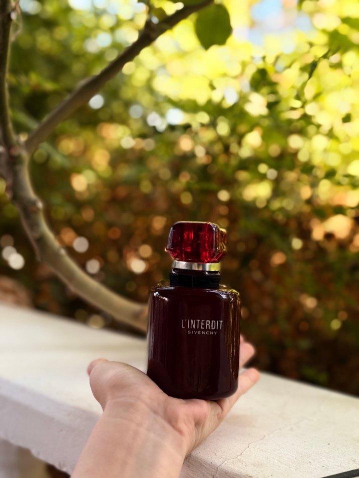 Givenchy L'Interdit Rouge Kadın Parfümü - Görsel 3