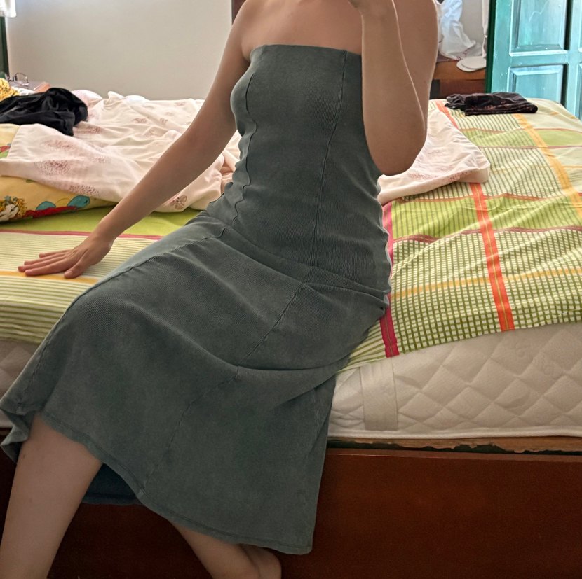 Bohem Gri Straplez Midi Denim Elbise - Görsel 2