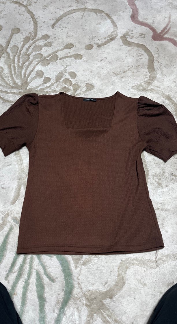 Kahverengi kare Yaka Kısa Kollu Kadın Bluz - Görsel 2