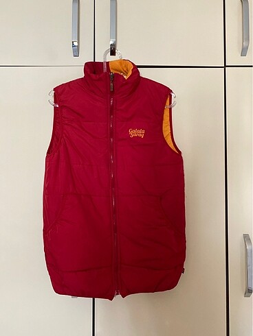 Gs store mağazadan orijinal çift taraflı giyilebilen şişme yelek