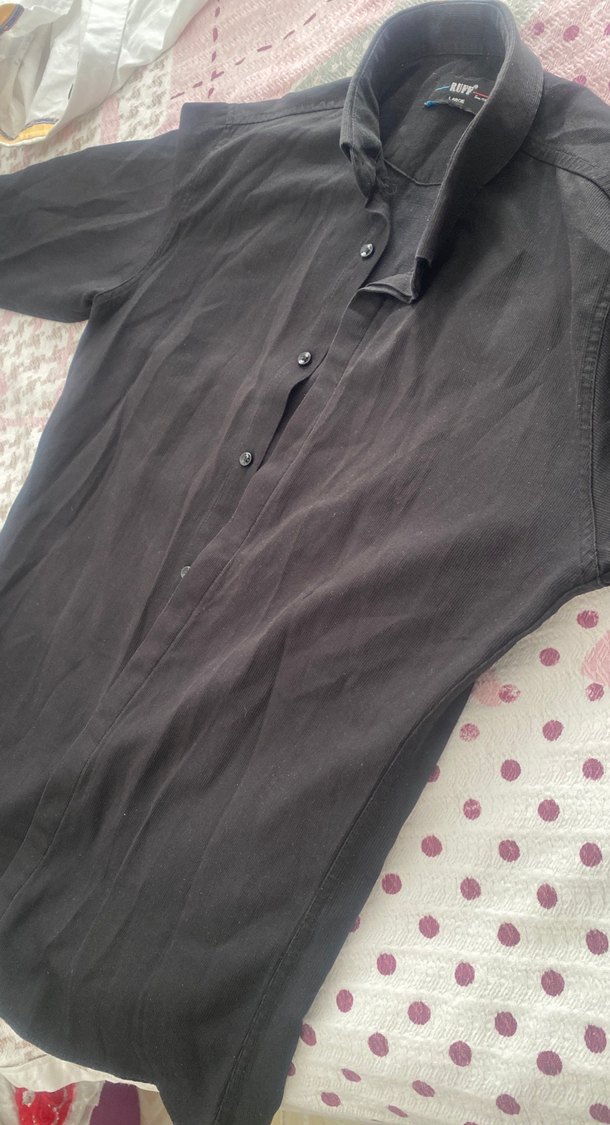 Düğmeli Siyah erkk gömlek - Görsel 3