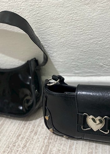 Parlak Siyah Deri Tokalı Kadın Çantası 2 tane - Görsel 3
