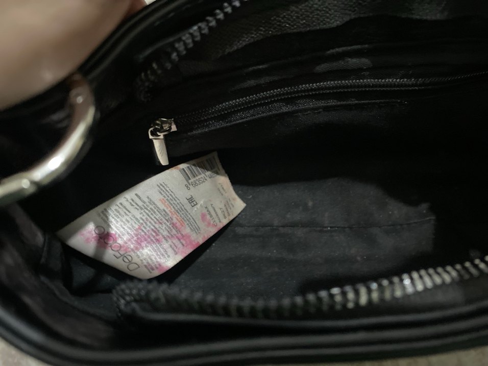 Parlak Siyah Deri Tokalı Kadın Çantası 2 tane - Görsel 5