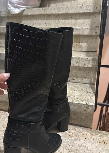 38 Beden siyah Renk Kadın Siyah Yılan Derisi Desenli Dizüstü Deri Bot