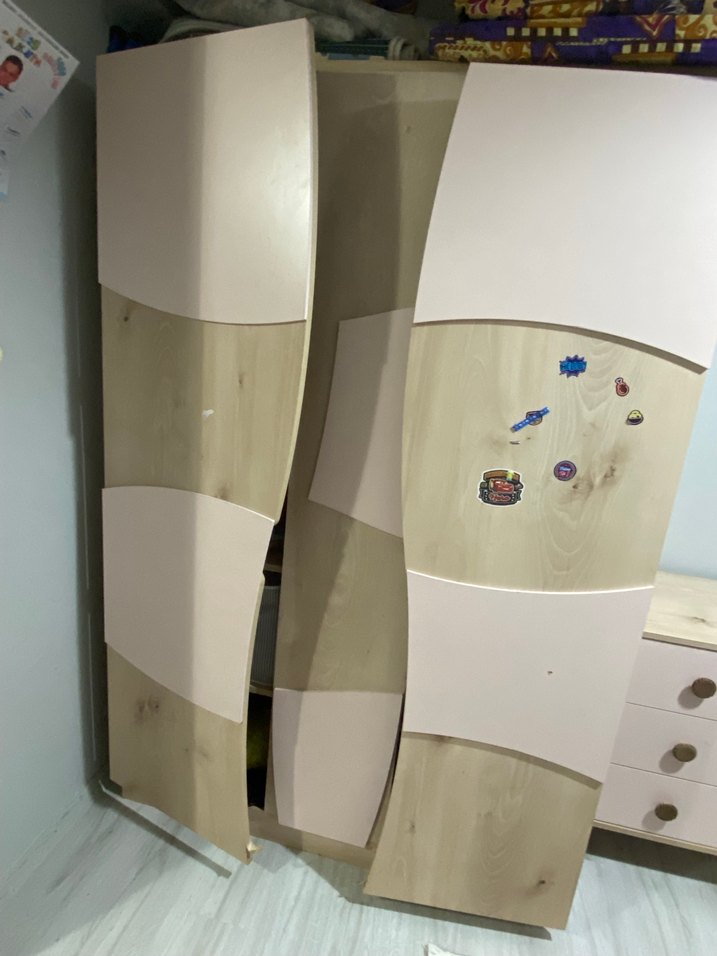 Bej Renkli Çocuk Gardırop Kapakları - Görsel 2