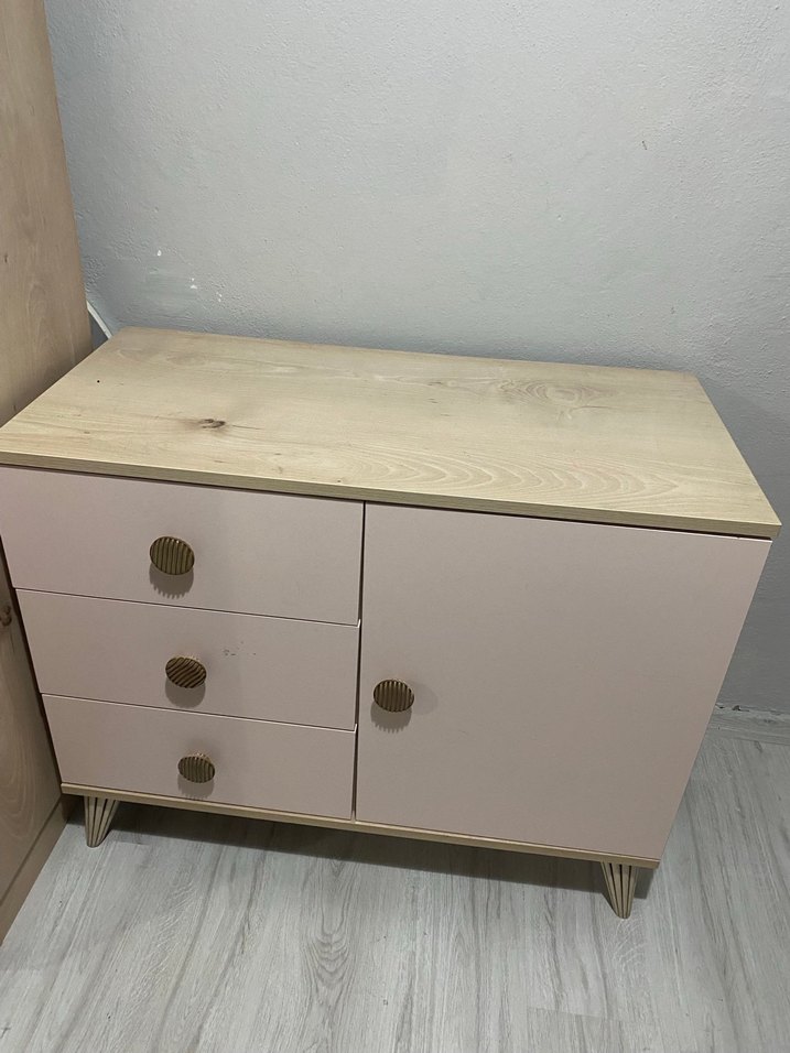 Bej Renkli Çocuk Gardırop Kapakları - Görsel 4