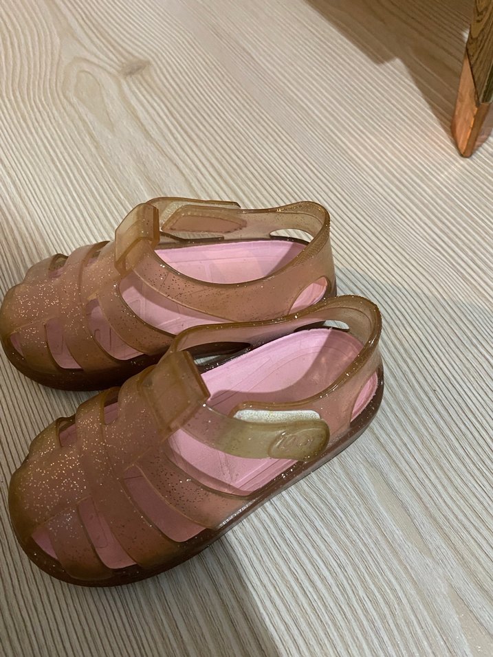 İgor kız çocuk sandaleti 22 numara - Görsel 2