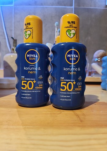 Nivea Kadın Güneş Koruyucu ve Nemlendirici SPF 50+