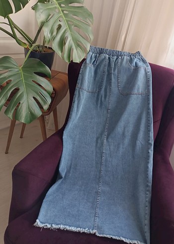 Bol Kesim Midi Denim Etek