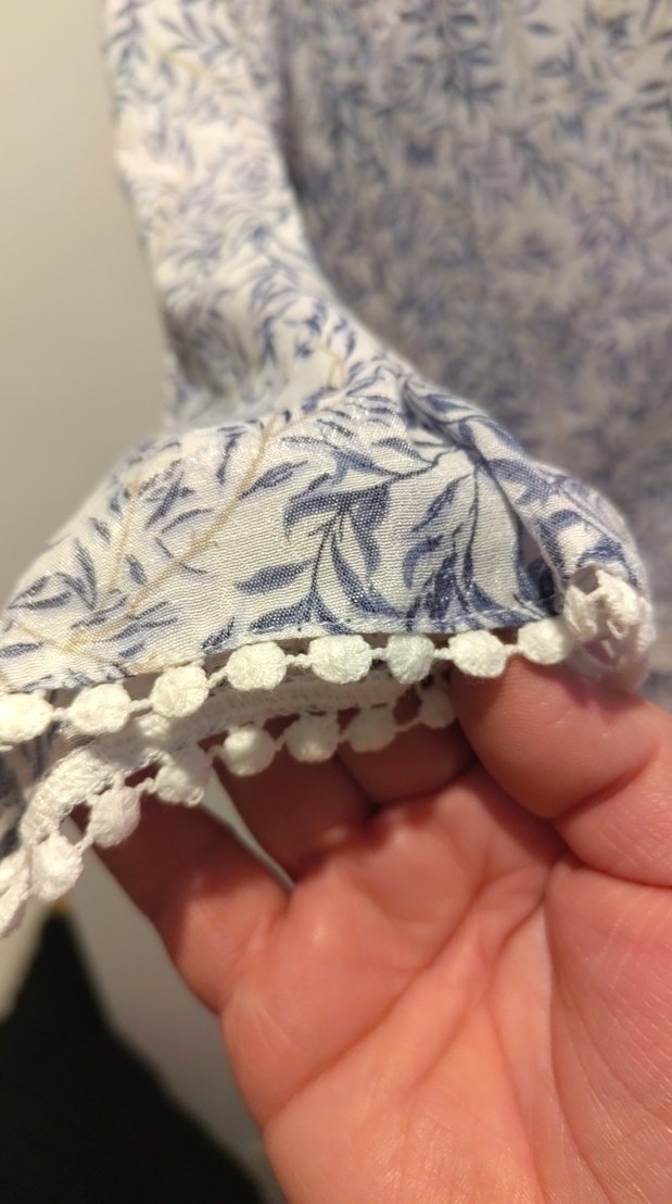 Bohem V Yaka Düğmeli Gri Desenli Kadın Bluz - Görsel 5