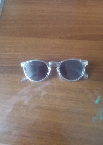Minimalist Bej Gri çocuk Güneş Gözlüğü