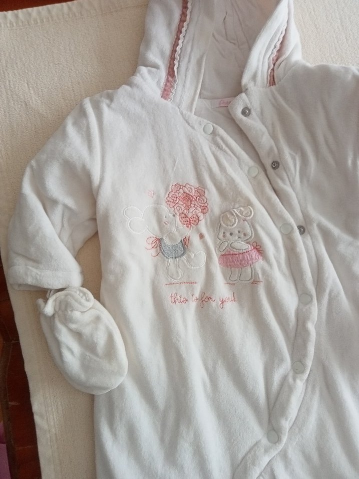 Kapüşonlu Bebek Kız Tulumu Beyaz - Görsel 2