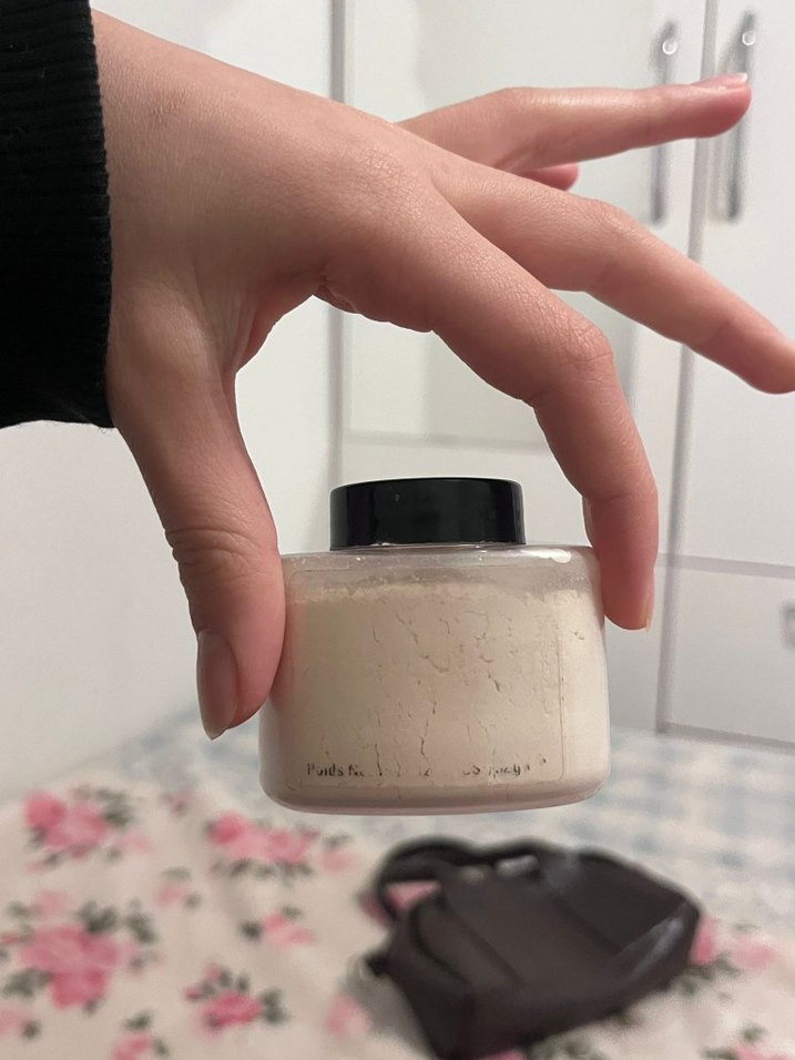 Revolution Yarı Saydam Loose Baking Toz Pudra - Görsel 5