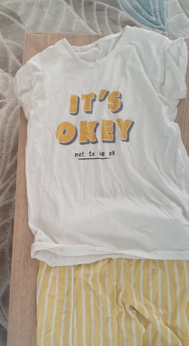 Sarı Çizgili Pijama Takımı - Görsel 2