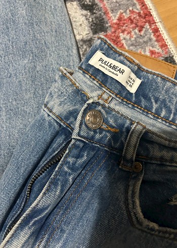 Pull&Bear Düğmeli Gevşek Kesim Kadın Kot Pantolon