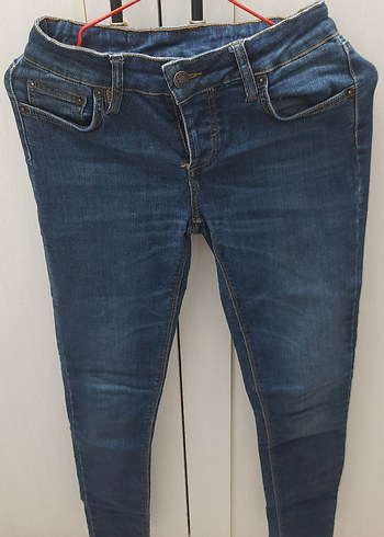 Kadın Mavi Denim Dar Kesim Günlük Jean