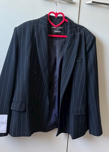 38 Beden Düğmeli Çizgili Lacivert Kadın Blazer