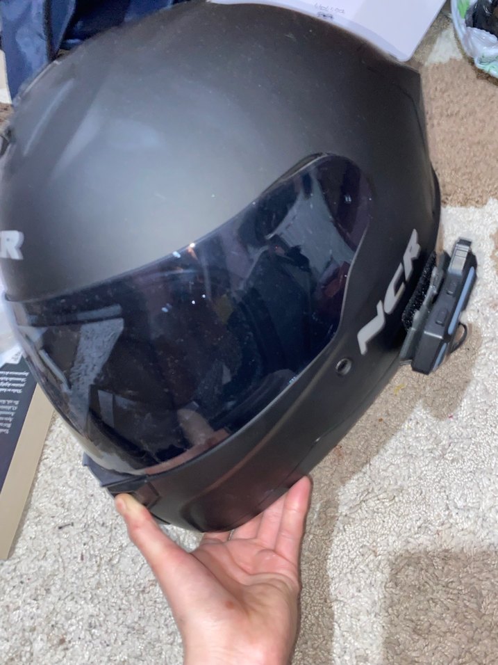 Siyah NCR Kask, Tokalı Motorcu Stili - Görsel 2