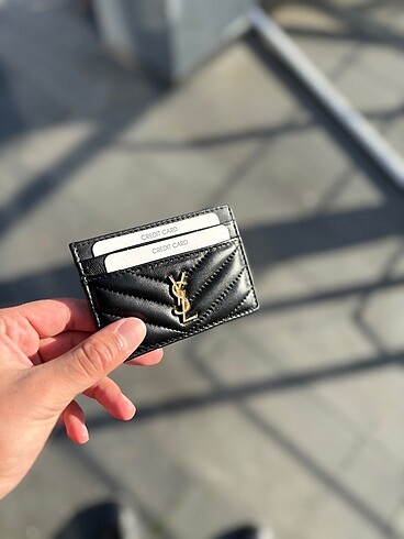 Yves Saint Laurent Siyah Kartlık