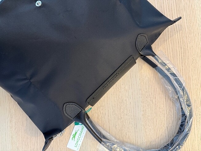  Beden siyah Renk TonaTon Siyah LongChamp Medium Çanta
